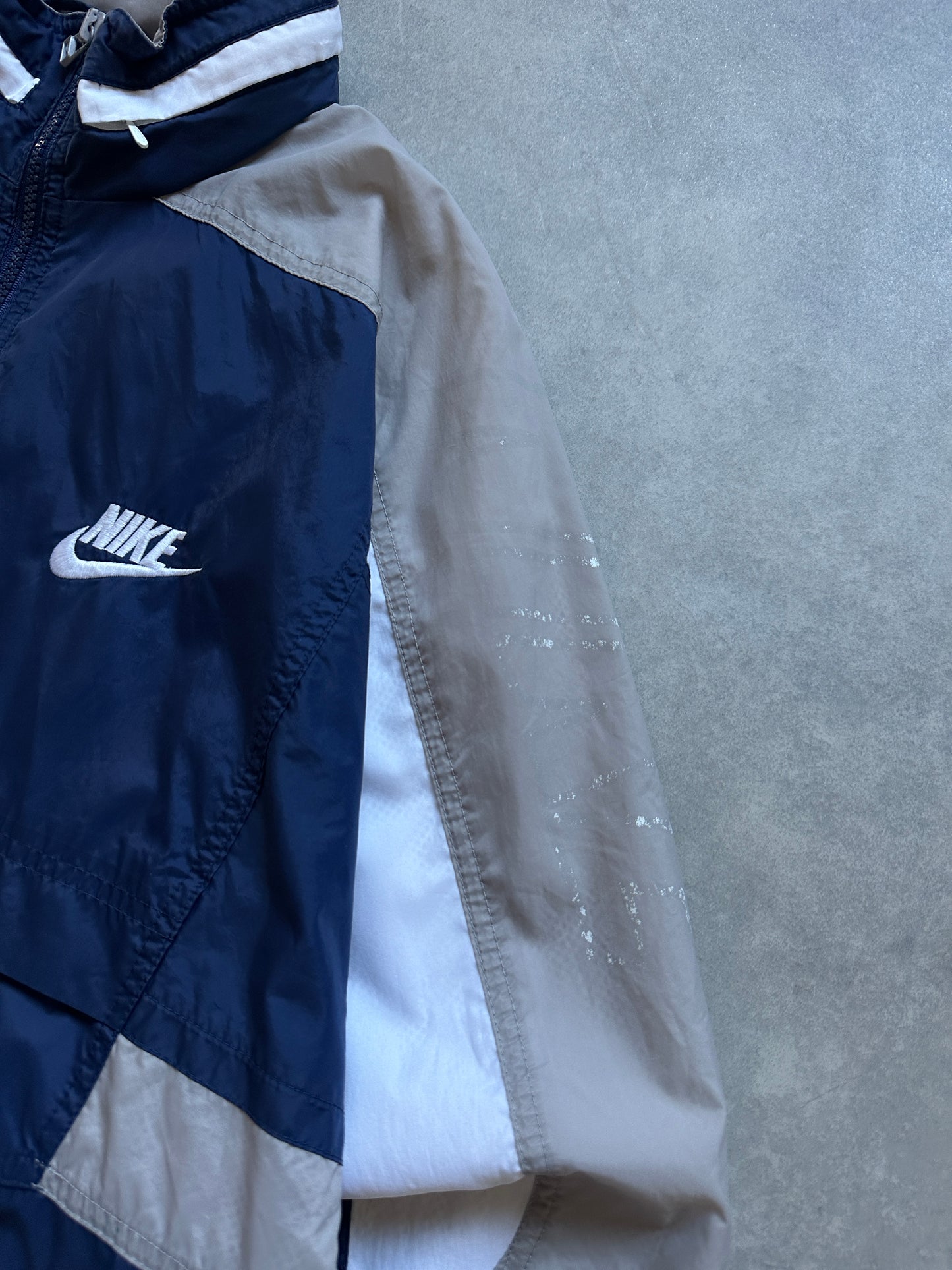 Nike 90s muška šuškava dukserica (S)