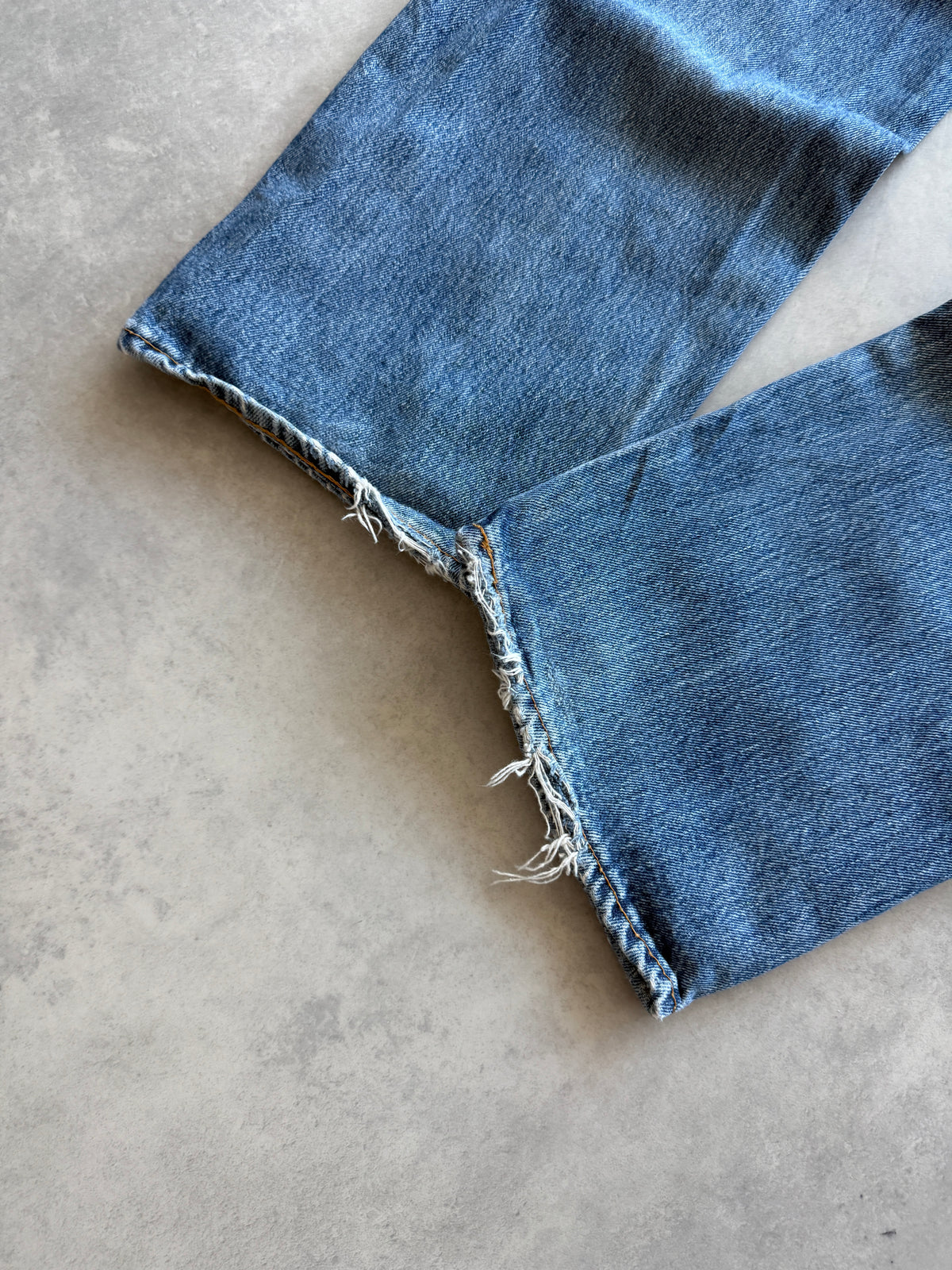 Levis 501 muške plave farmerke (36x32)