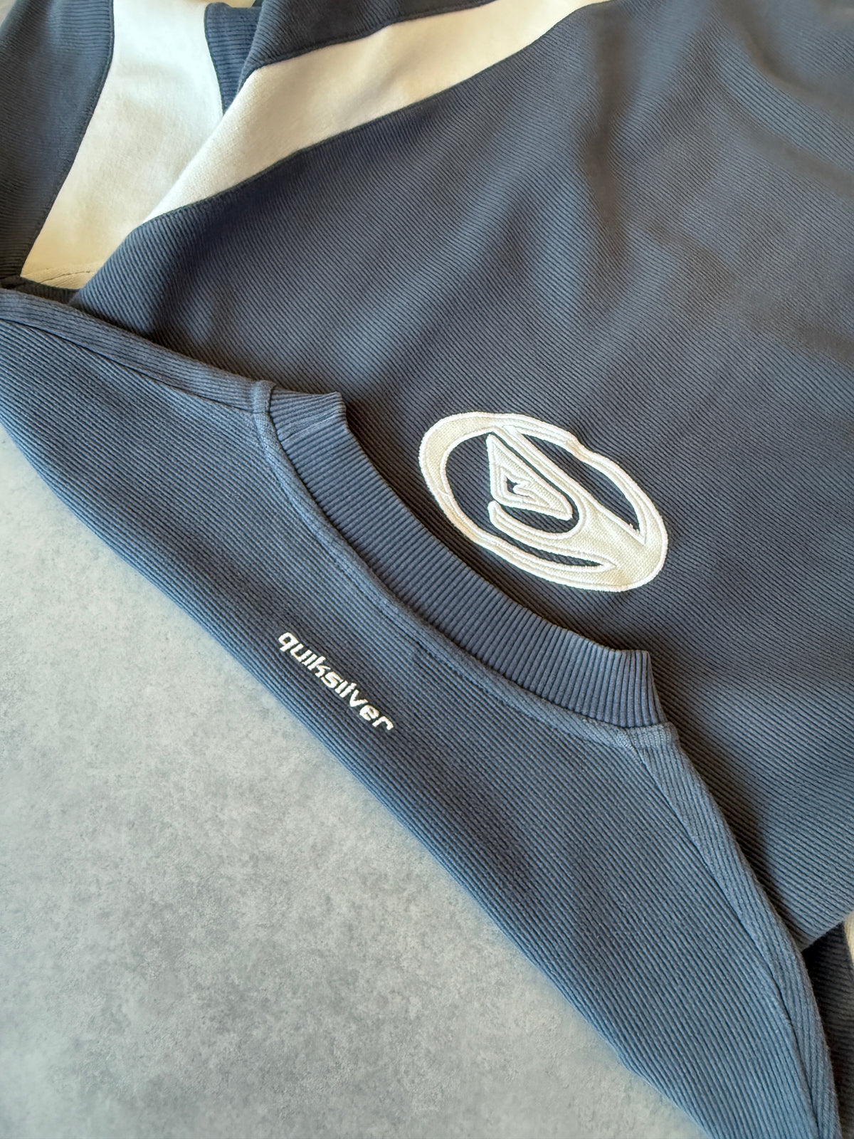 Quiksilver 2000s muška dukserica (XL)