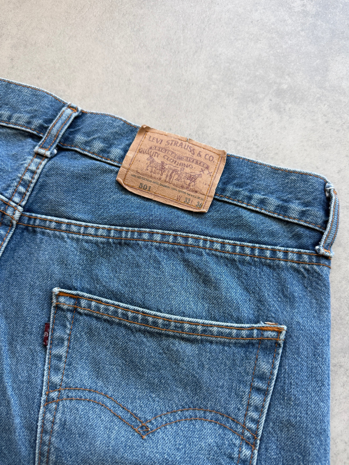 Levis 501 vintage bootleg muške farmerke (33x36)