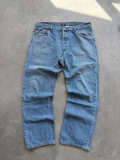 Levis 501 muške svijetlo plave farmerke (40x32)