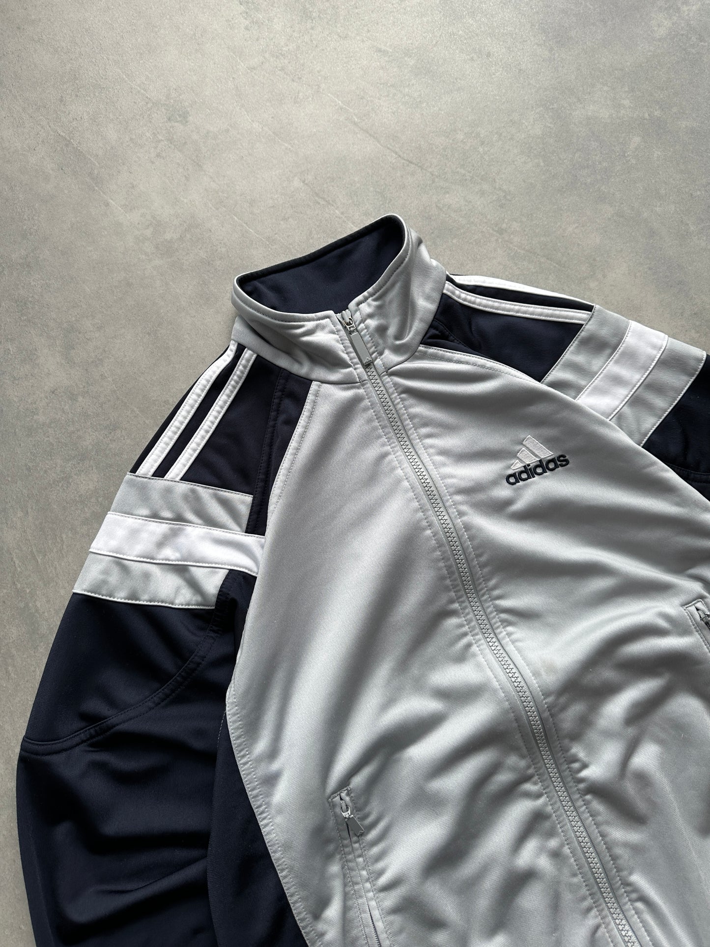 Adidas 2000s retro ženska dukserica (M)