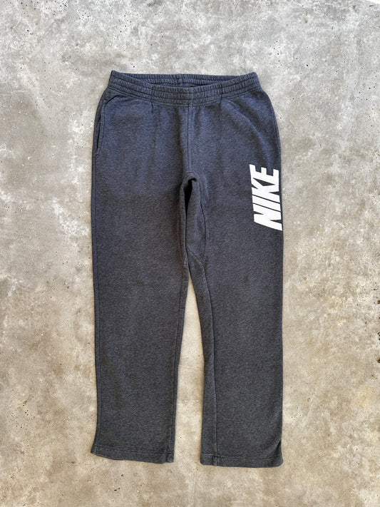 Nike muška baggy siva trenerka (L)