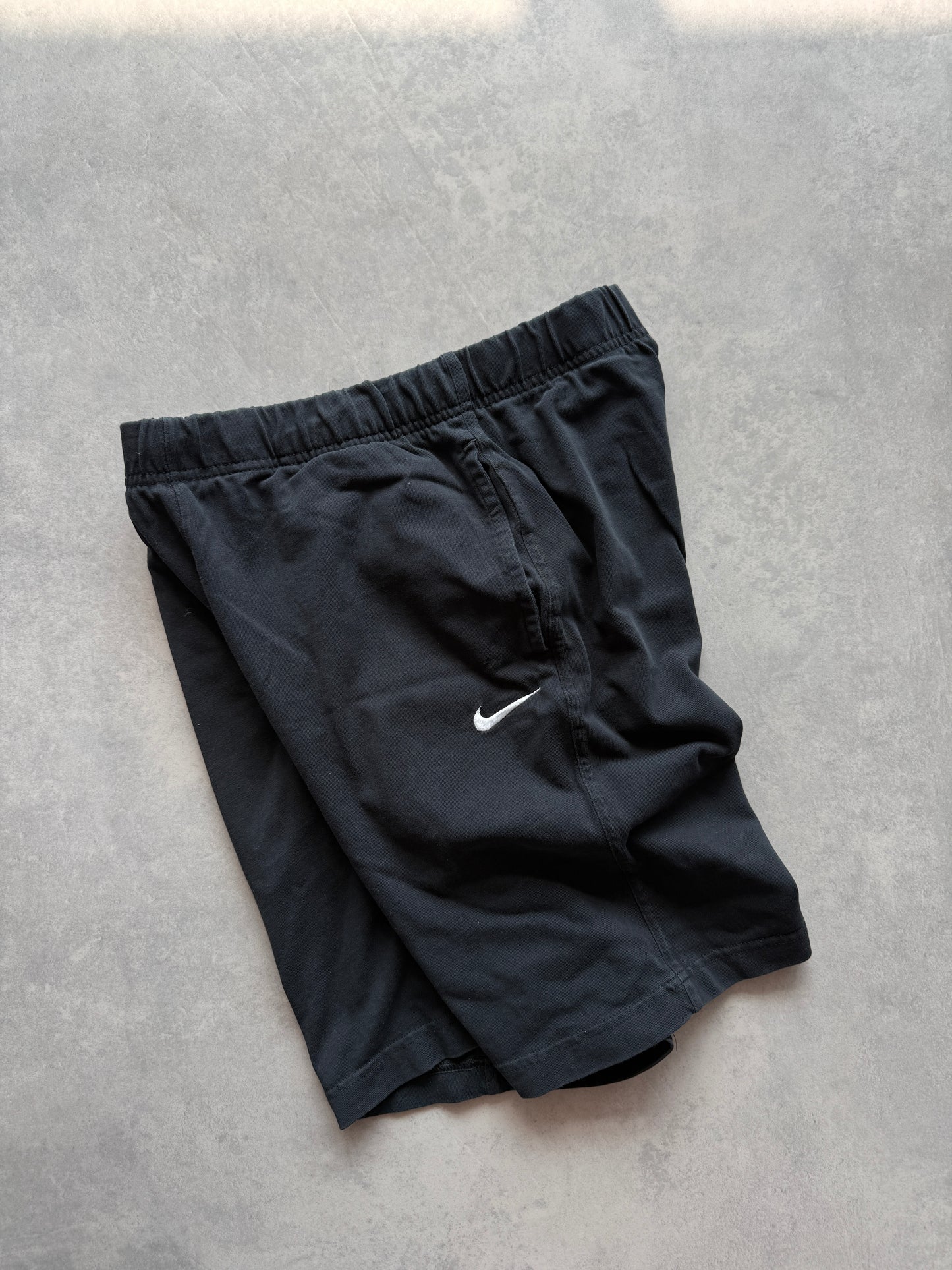 Nike muški basic crni šorc (M)