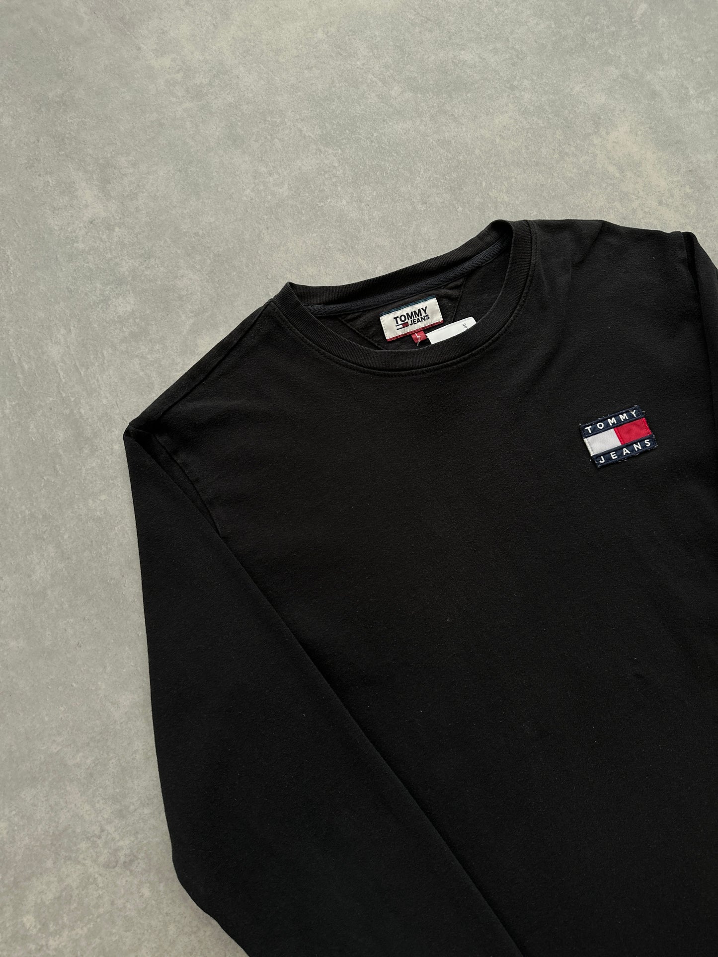 Tommy Jeans muška crna basic majica (M)