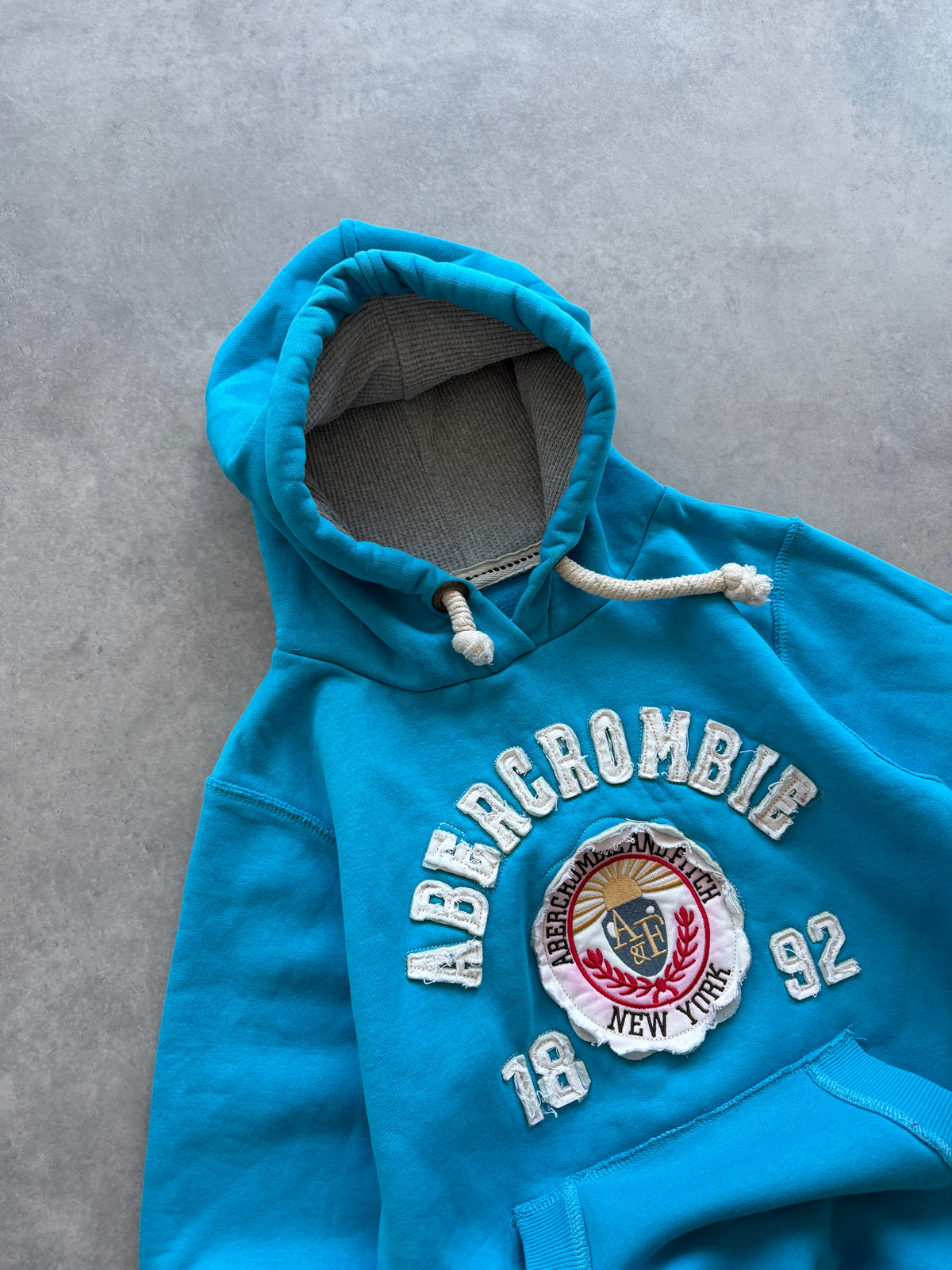 Abercrombie & Fitch Y2K ženska plava dukserica (L)