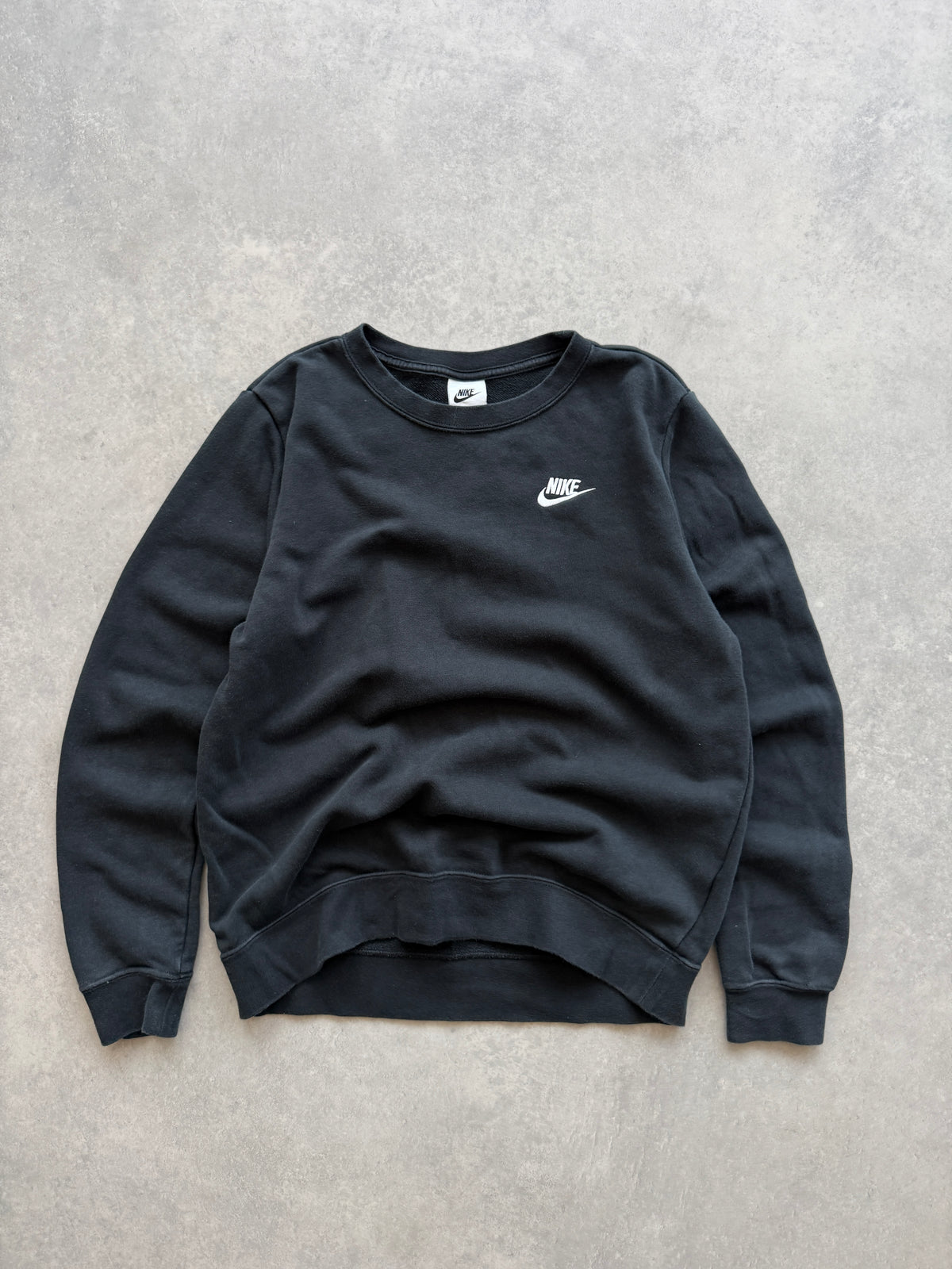 Nike muška basic crna dukserica (S)