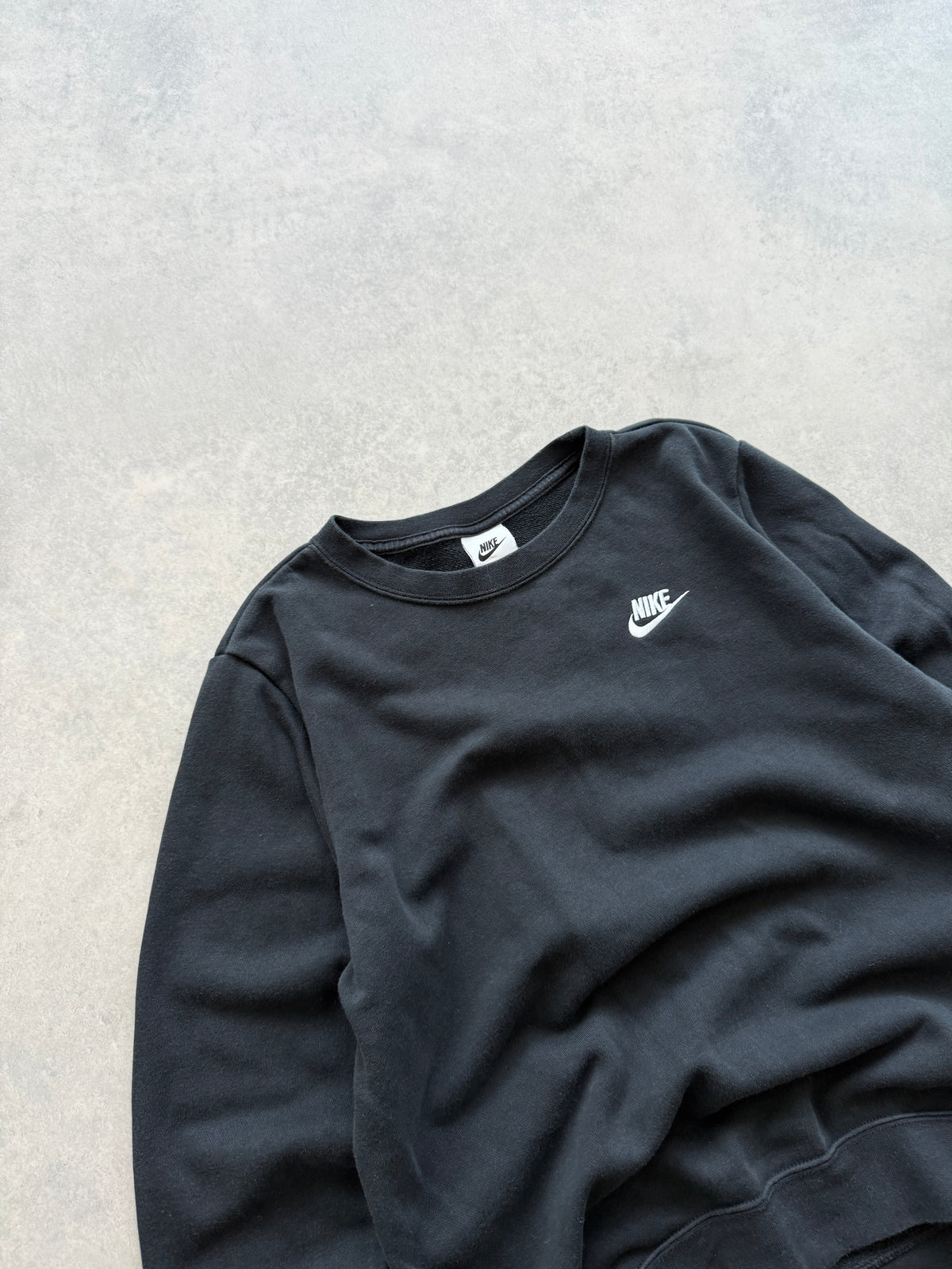 Nike muška basic crna dukserica (S)