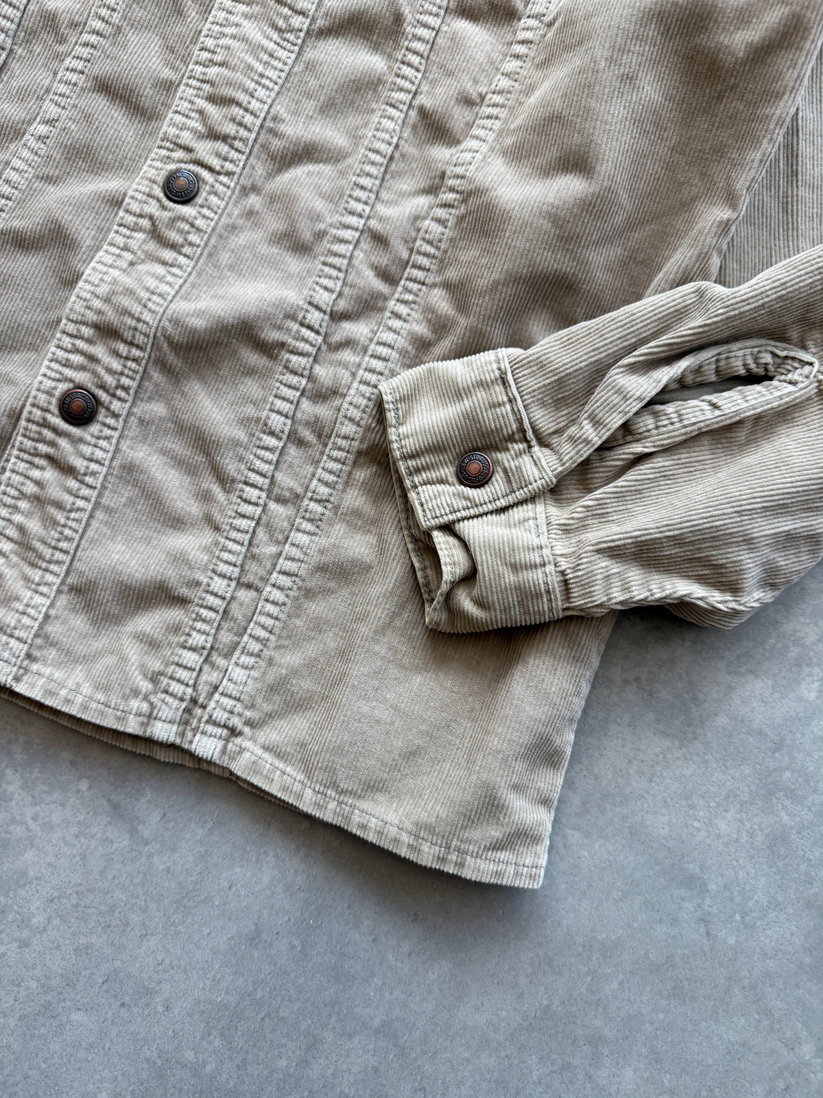 Levis vintage ženska bež samtena košulja (M)