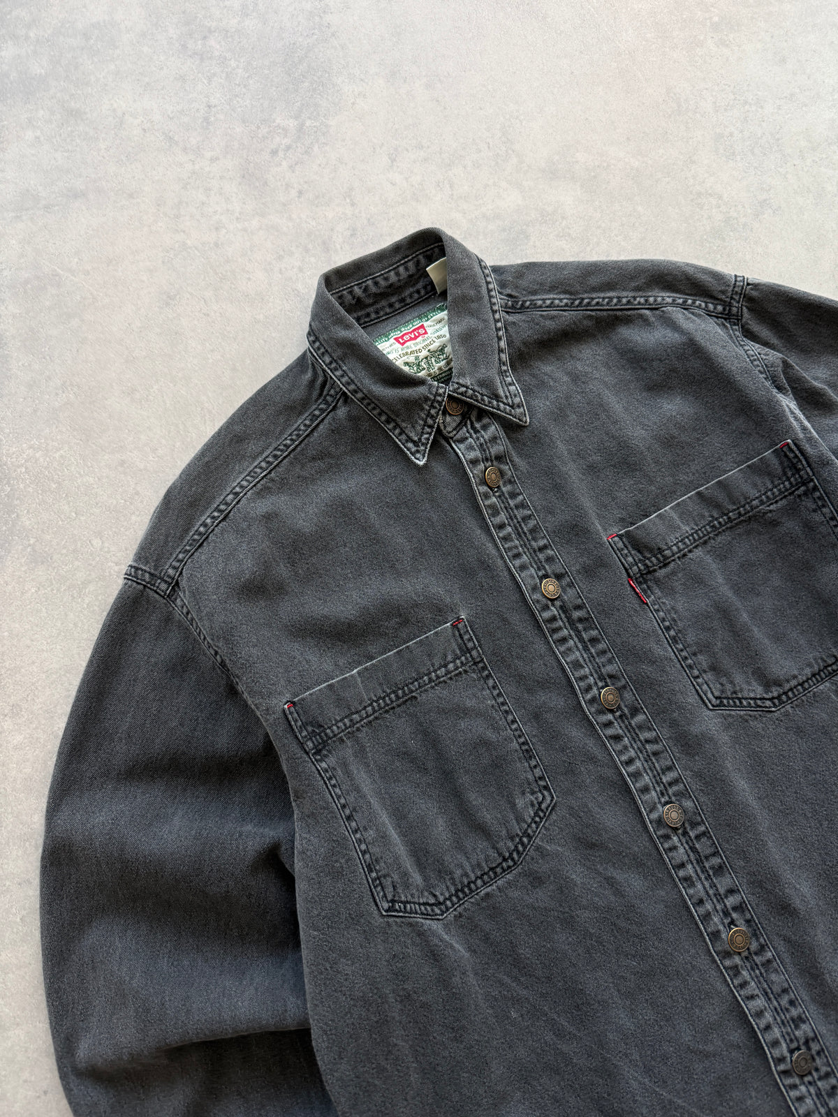 Levis vintage 90s muška washed black košulja (S)