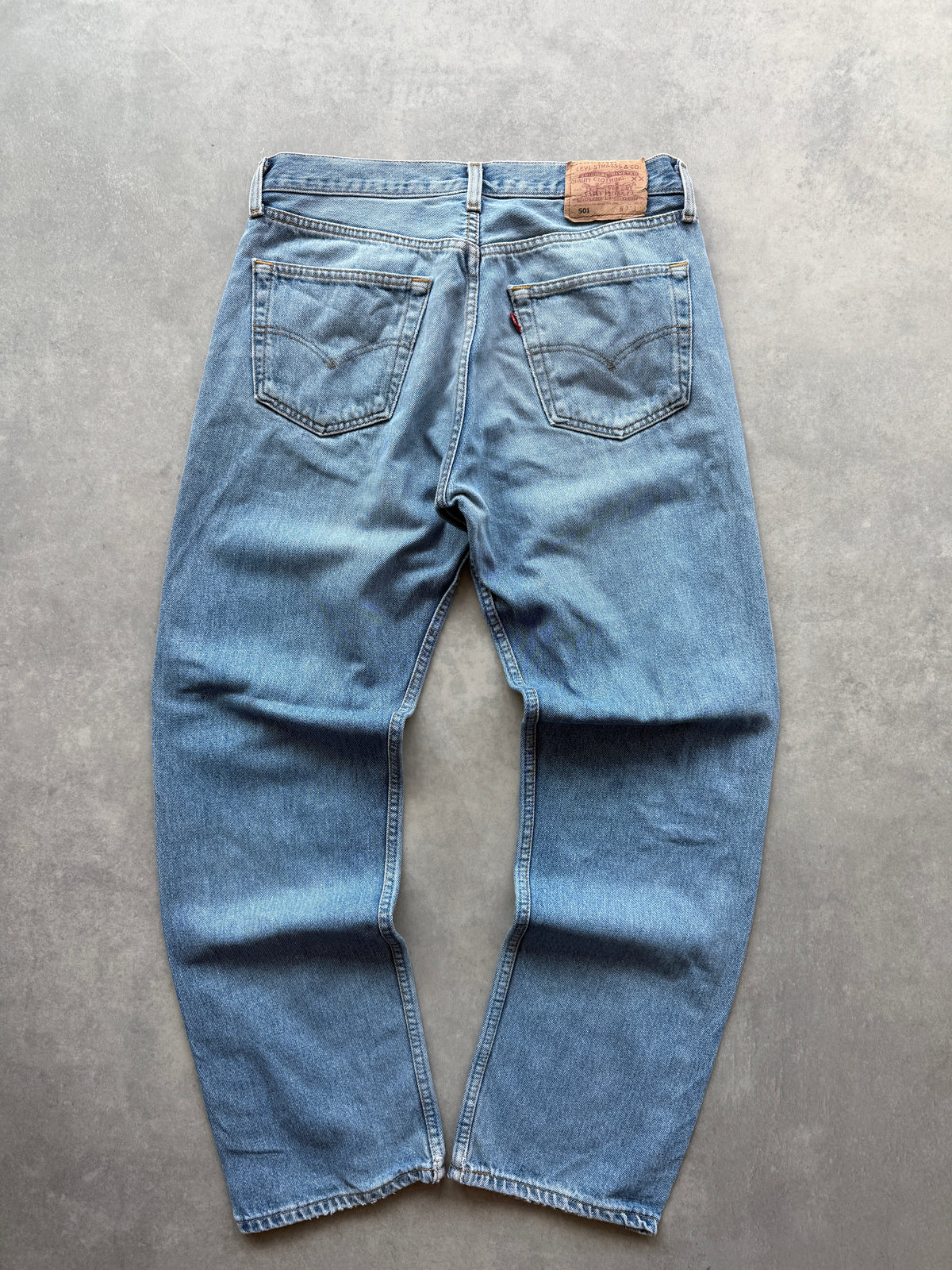 Levis 501 vintage 90s muške farmerke (33x30)