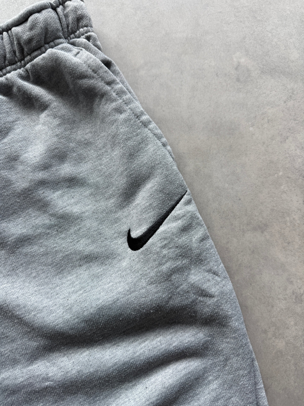 Nike Dri Fit muška siva trenerka (S)