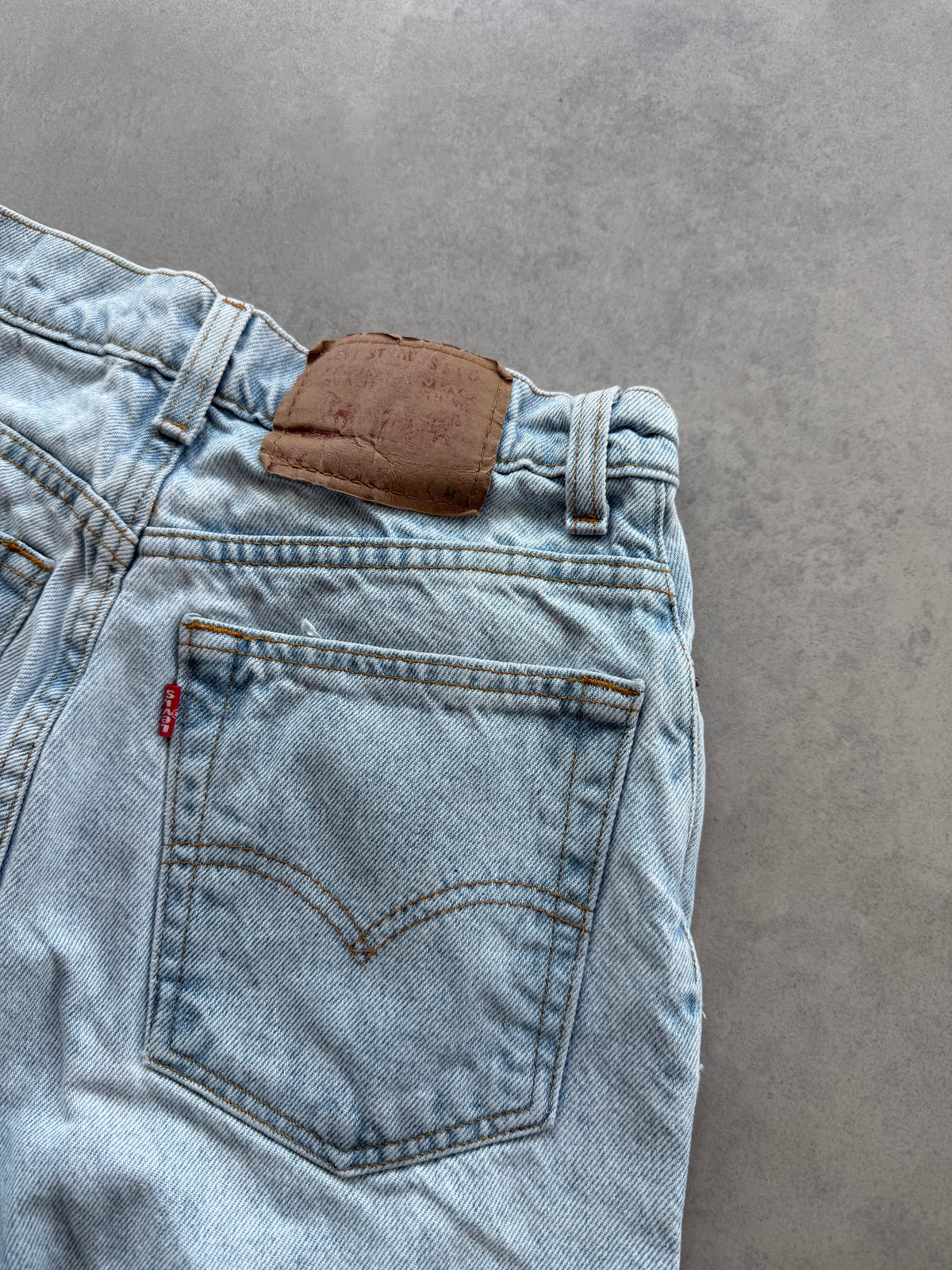 Levis vintage ženske farmerke (XS)