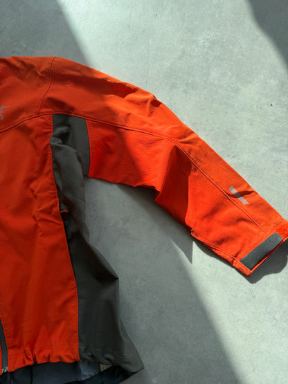 Arcteryx Windstopper vintage ženska softshell jakna (L)