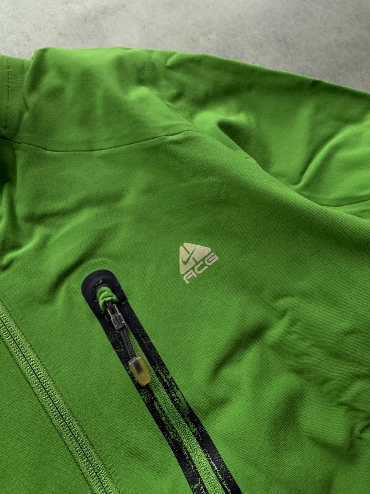Nike ACG 00s muška zelena softshell jakna (M)